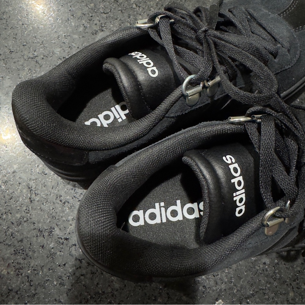Adidas VI Court Women's Black Sneakers - Picture 5 of 6